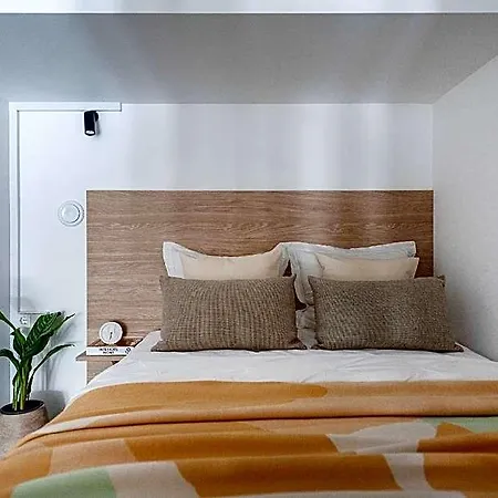 Weloft Coliving Hotel 4*